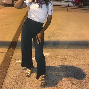 White Top with beautiful outlining 💏